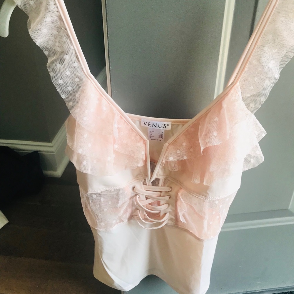 Soft VENUS pink tank with mesh & lace